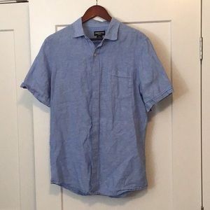 Men’s short sleeve blue linen shirt by Clariborne
